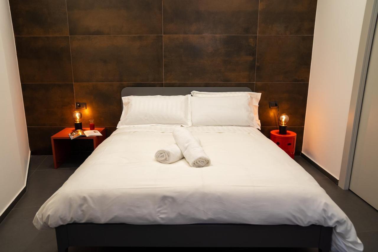 Hart Boutique Hotel เนเปิลส์ ภายนอก รูปภาพ