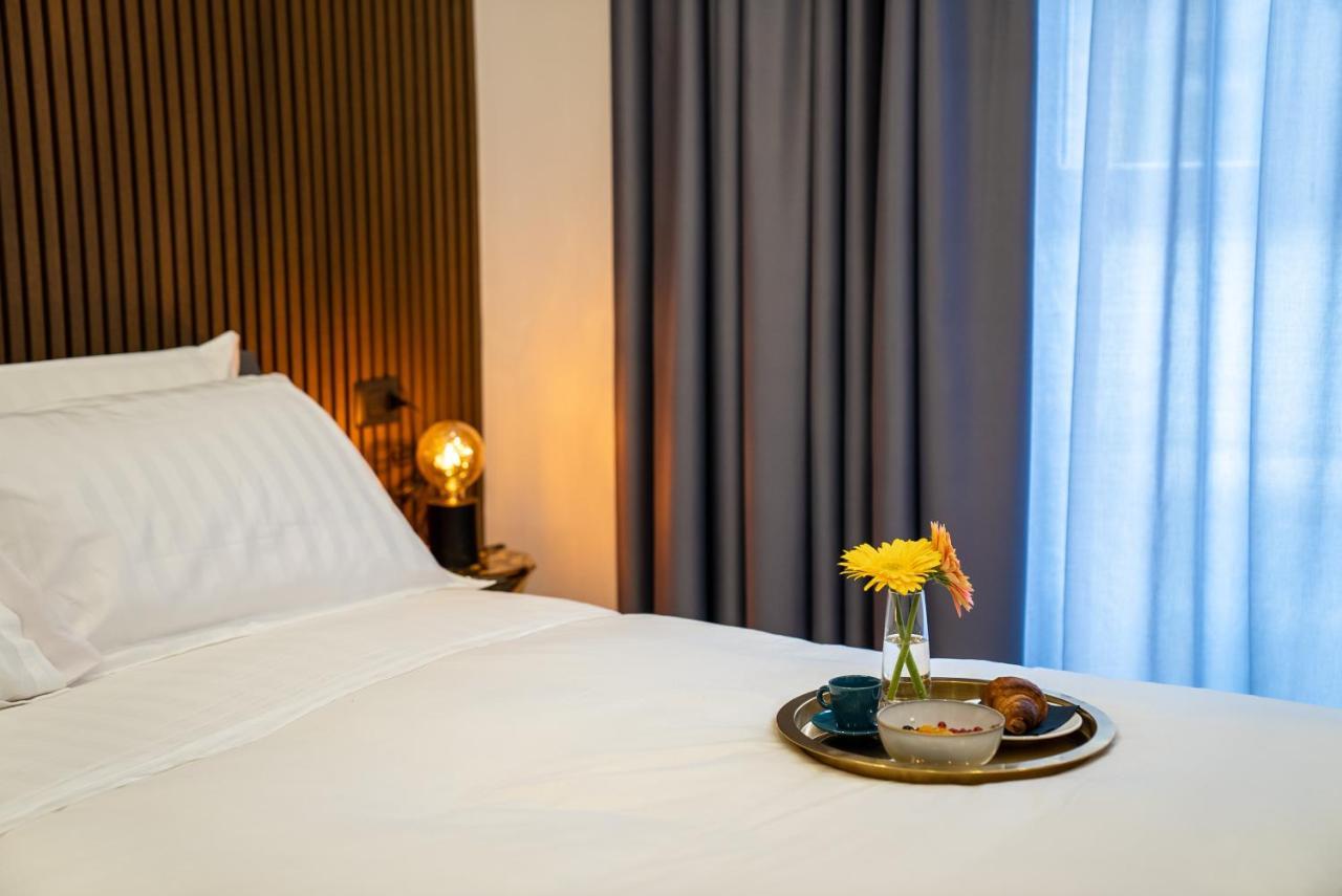 Hart Boutique Hotel เนเปิลส์ ภายนอก รูปภาพ