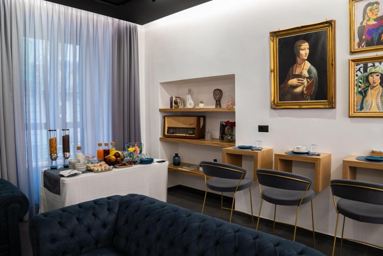 Hart Boutique Hotel เนเปิลส์ ภายนอก รูปภาพ