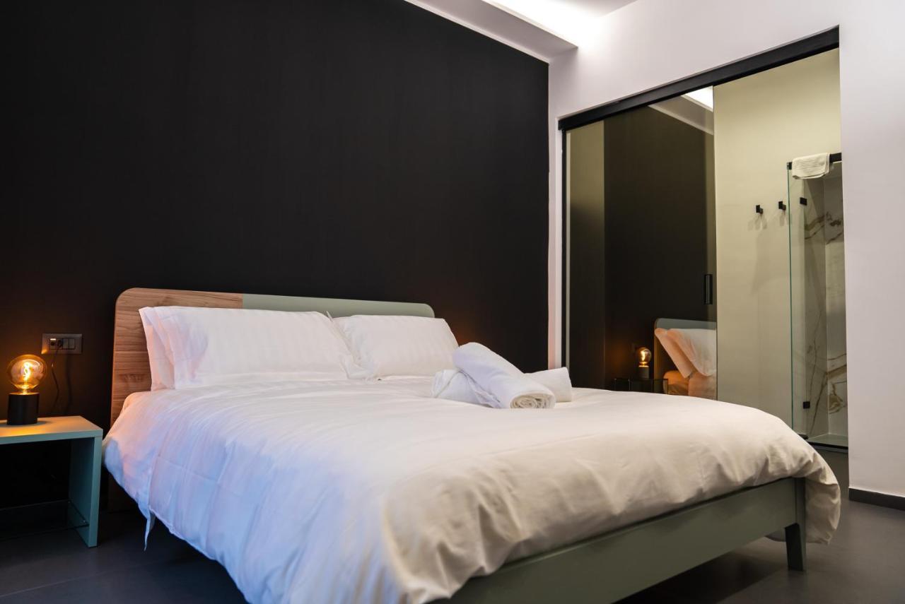 Hart Boutique Hotel เนเปิลส์ ภายนอก รูปภาพ